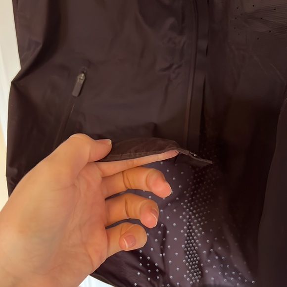 Lululemon jacket - Picture 2 of 6